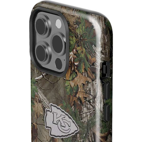 NFL Kansas City Chiefs Realtree Xtra Green Camo iPhone 15 Pro Impact Case