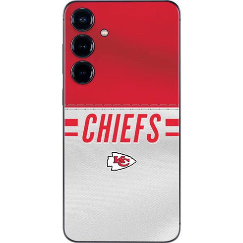 NFL Kansas City Chiefs White Striped Galaxy S25 Skin