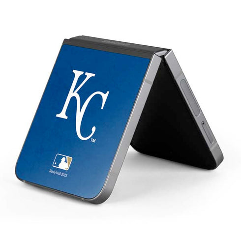MLB Kansas City Royals - Solid Distressed Galaxy Z Flip6 Skin