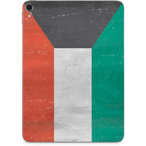 Kuwait Flag Distressed Apple iPad Pro Skin