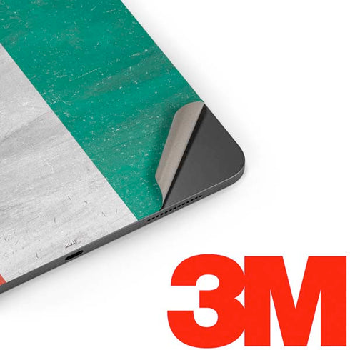 Kuwait Flag Distressed Apple iPad Pro Skin