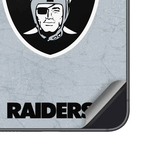 NFL Las Vegas Raiders - Alternate Distressed Galaxy S24 Skin