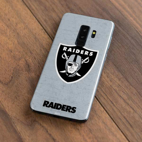 NFL Las Vegas Raiders - Alternate Distressed Galaxy S9 Plus Skin