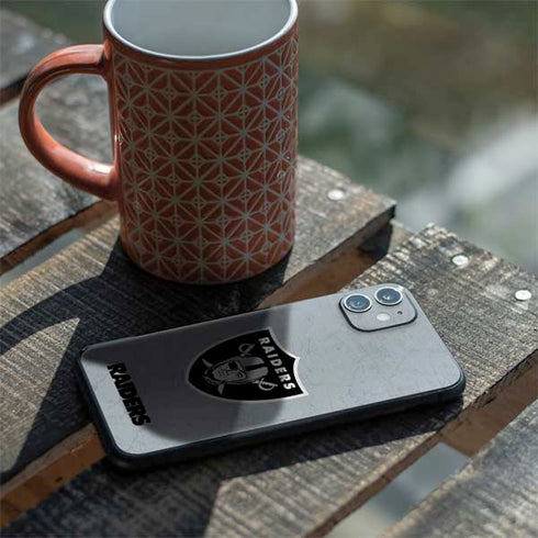 NFL Las Vegas Raiders - Alternate Distressed iPhone 11 Skin