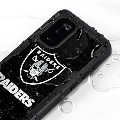 NFL Las Vegas Raiders Distressed Galaxy S20 Waterproof Case