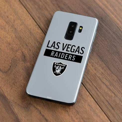 NFL Las Vegas Raiders Silver Performance Series Galaxy S9 Plus Skin