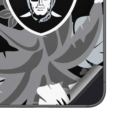 NFL Las Vegas Raiders Tropical Print Galaxy S25 Skin