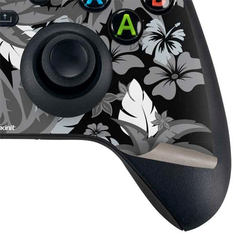 NFL Las Vegas Raiders Tropical Print Xbox Series X Bundle Skin