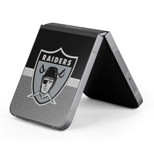 NFL Las Vegas Raiders Vintage Galaxy Z Flip6 Skin