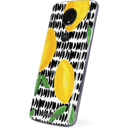 Bouffants and Broken Hearts Lemons 2 Moto E5 Plus Skin