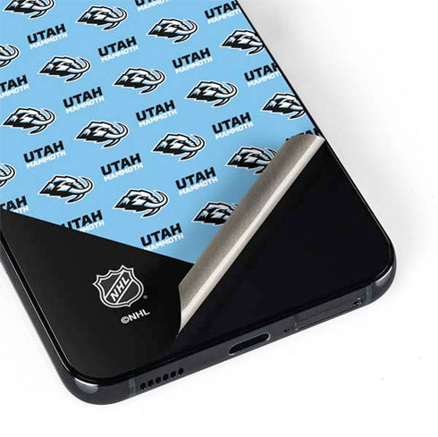 NHL Utah Mammoth Logo Pattern Galaxy S22 Skin