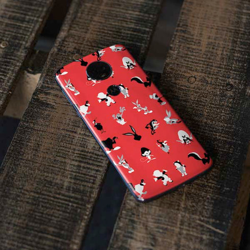 Looney Tunes Identity Red Pattern Moto E5 Plus Skin