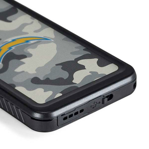 NFL Los Angeles Chargers Camo Galaxy S24 Waterproof Case