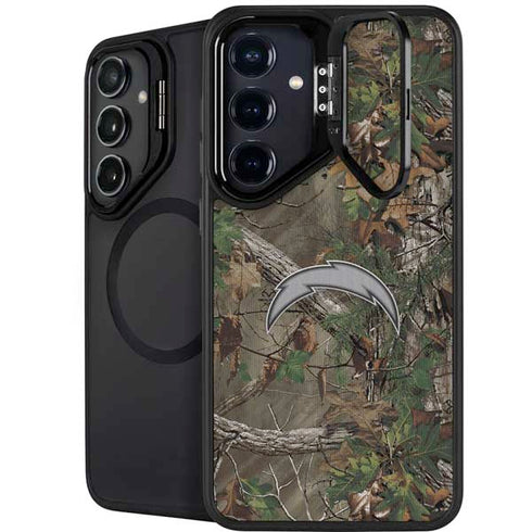 NFL Los Angeles Chargers Realtree Xtra Green Camo Galaxy S25 Kickstand Case