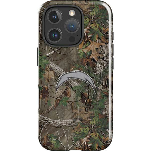 NFL Los Angeles Chargers Realtree Xtra Green Camo iPhone 16 Pro Magsafe Impact Case