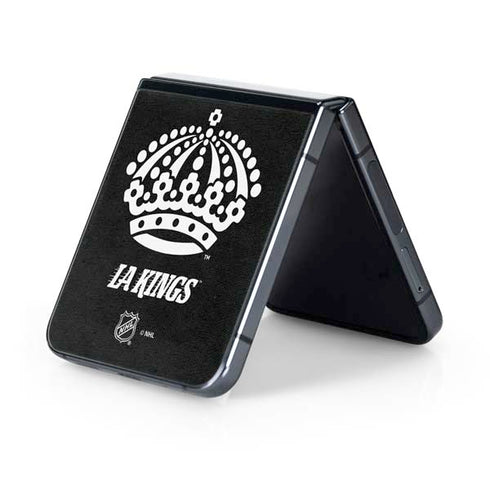 NHL Los Angeles Kings Black Background Galaxy Z Flip5 5G Skin