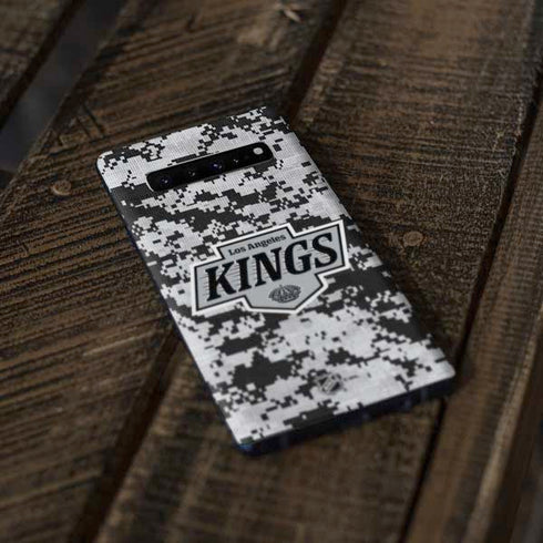 NHL Los Angeles Kings Camo Galaxy S10 Plus Skin