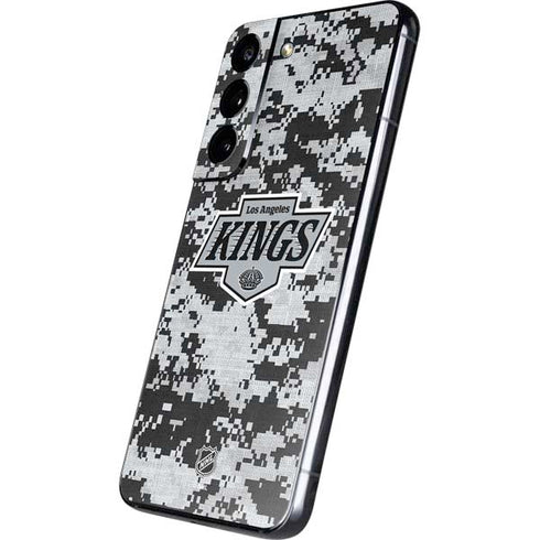NHL Los Angeles Kings Camo Galaxy S22 Skin