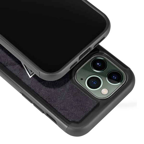 NHL Los Angeles Kings Distressed iPhone 13 Pro Cargo Case