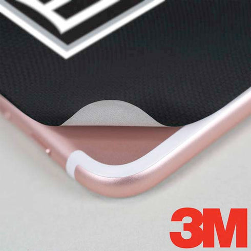 NHL Los Angeles Kings Jersey iPhone 7 Skin