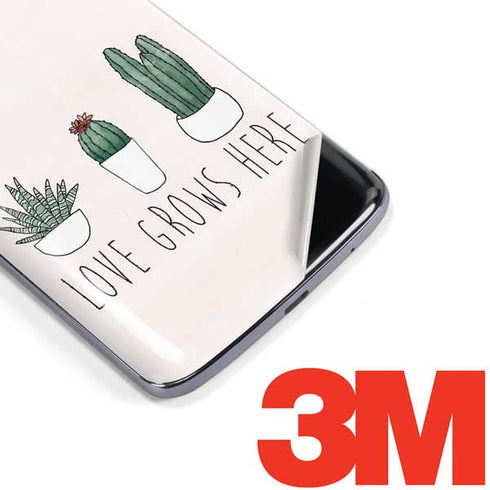 Love Grows Here Moto E5 Plus Skin