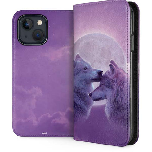Loving Wolves by Vincent Hie iPhone 15 Plus Folio Case
