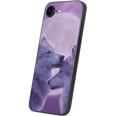 Loving Wolves by Vincent Hie iPhone 16e Skin