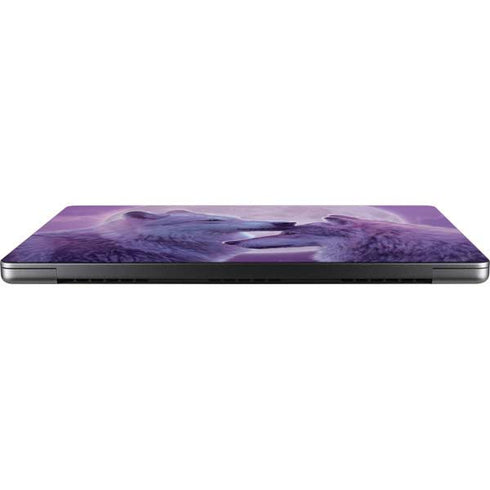 Loving Wolves by Vincent Hie Apple MacBook Pro 14-inch Skin