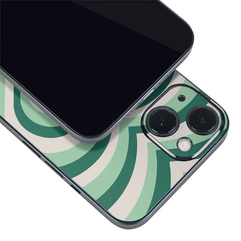 Lucky Heart Pattern iPhone 15 Skin