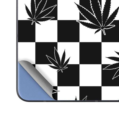 Marijuana Checkered Galaxy Z Fold5 5G Skin