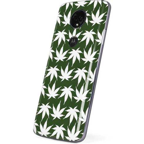 Marijuana Leaf White Pattern Moto E5 Plus Skin