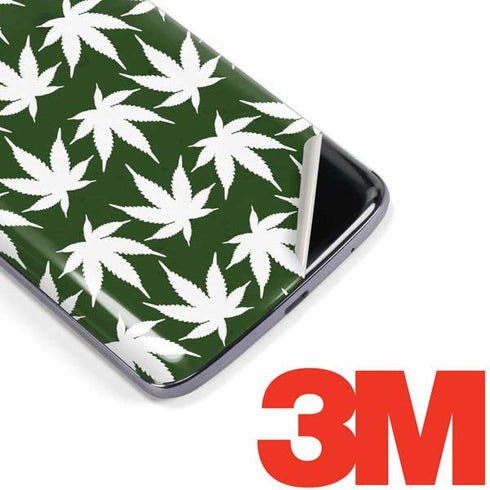 Marijuana Leaf White Pattern Moto E5 Plus Skin