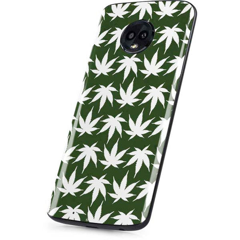 Marijuana Leaf White Pattern Moto G6 Skin