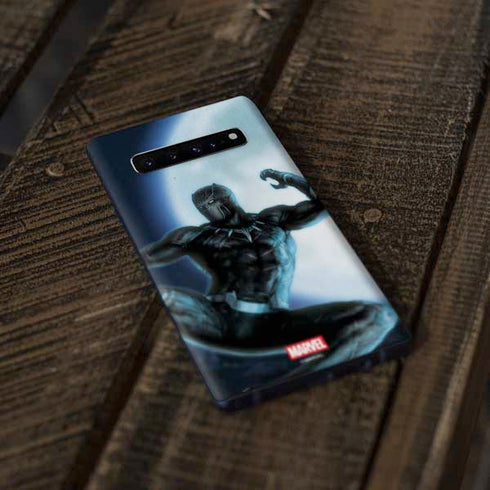 Marvel Black Panther Jumping Through Air Galaxy S10 Plus Skin