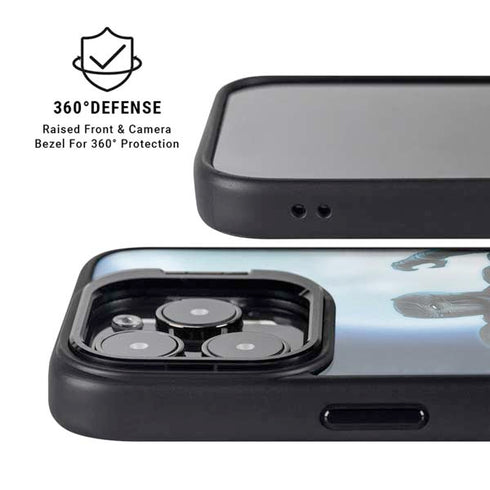 Marvel Black Panther Jumping Through Air iPhone 15 Pro Kickstand Case