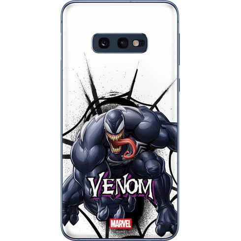 Marvel Venom Reaching Forward Galaxy S10e Skin