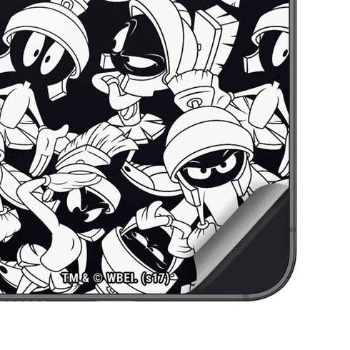 Looney Tunes Marvin Super Sized Pattern Galaxy S24 Skin