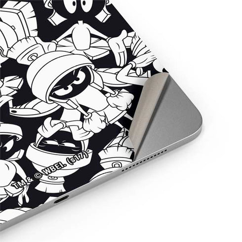Looney Tunes Marvin Super Sized Pattern Apple iPad Air Skin