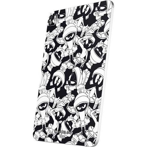 Looney Tunes Marvin Super Sized Pattern iPad Pro 13in M4 (2024) Skin