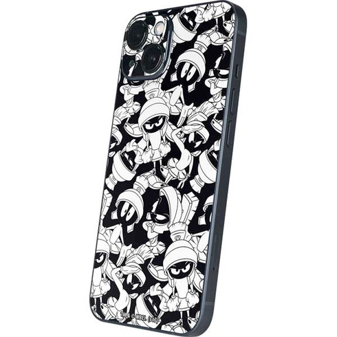 Looney Tunes Marvin Super Sized Pattern iPhone 15 Skin