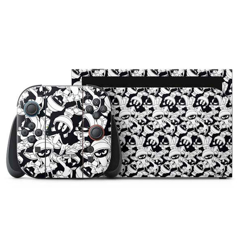 Looney Tunes Marvin Super Sized Pattern Nintendo Skins