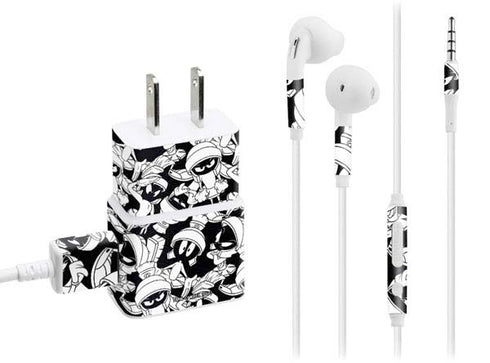 Looney Tunes Marvin Super Sized Pattern Phone Charger Skin