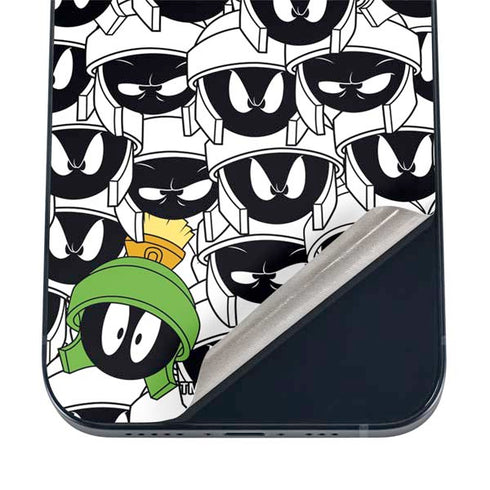 Looney Tunes Marvin the Martian Super Sized iPhone 17 Pro Max Skin