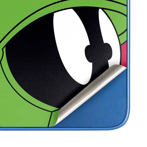 Looney Tunes Marvin The Martian Zoomed In Moto G Play 4G (2024) Skin