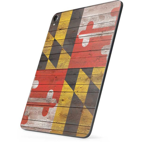 Maryland Flag Dark Wood Apple iPad Pro Skin