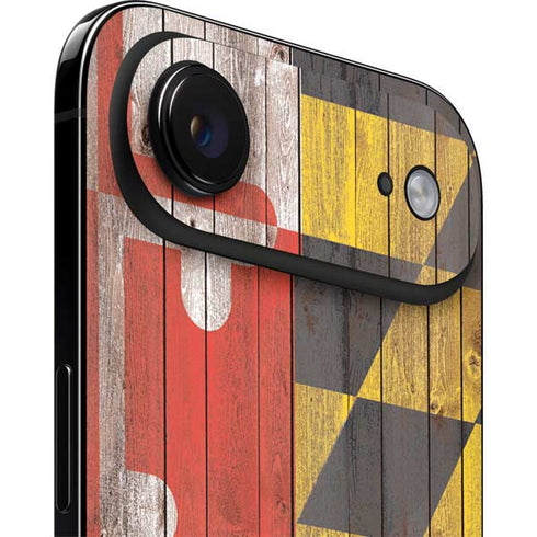 Maryland Flag Dark Wood iPhone 17 Air Skin