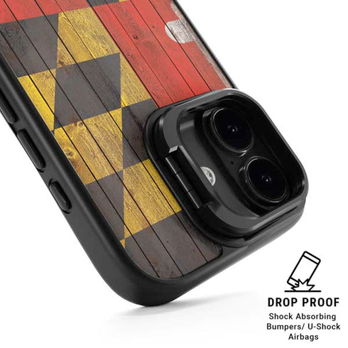 Maryland Flag Dark Wood iPhone 17 Kickstand Case