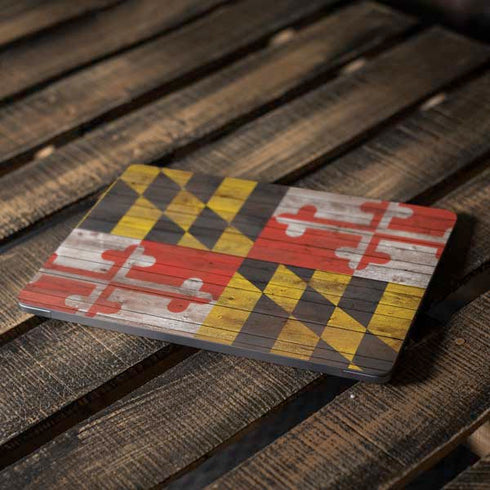Maryland Flag Dark Wood Apple MacBook Air Skin