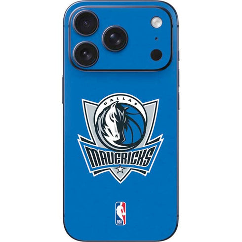 NBA Dallas Mavericks Distressed iPhone 17 Pro Skin