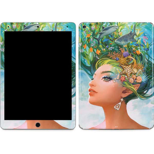 Mermaid with Sea Stars in Her Hair by Ivy Dolamore iPad Skins